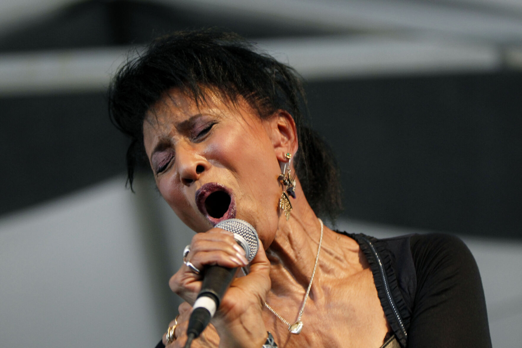 Nona Hendryx